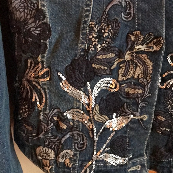 NEW*William Rast denim jacket - Picture 2 of 7